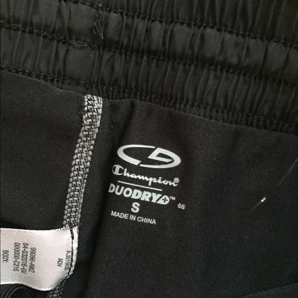 Black champion running shorts! - Picture 2 of 2